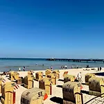 Moderne 3-zi-wohnung Mit Meerblick Direkt Am Scharbeutz