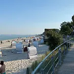Moderne 3-zi-wohnung Mit Meerblick Direkt Am Appartement
