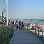 Moderne 3-zi-wohnung Mit Meerblick Direkt Am