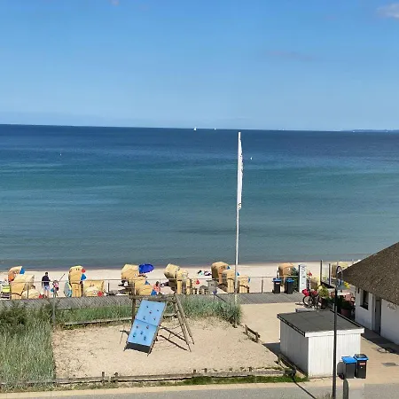 Moderne 3-zi-wohnung Mit Meerblick Direkt Am Scharbeutz