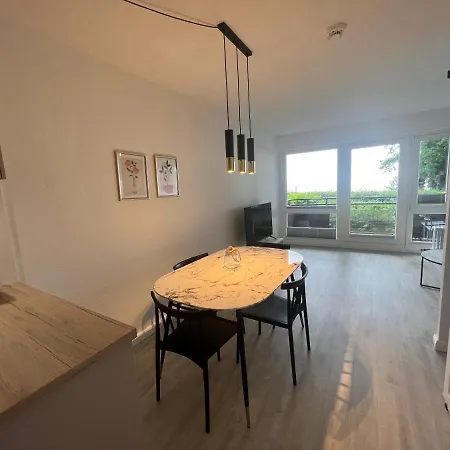 Moderne 3-zi-wohnung Mit Meerblick Direkt Am *