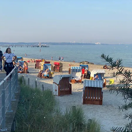 Moderne 3-zi-wohnung Mit Meerblick Direkt Am Scharbeutz