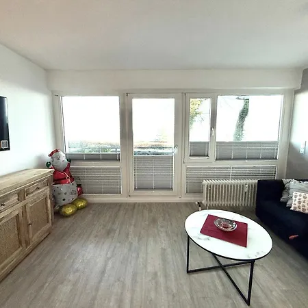 公寓 Moderne 3-zi-wohnung Mit Meerblick Direkt Am 沙博伊茨