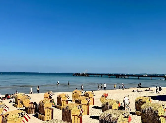 Moderne 3-zi-wohnung Mit Meerblick Direkt Am Scharbeutz