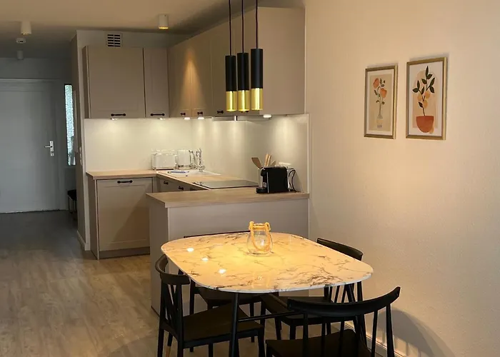 Moderne 3-zi-wohnung Mit Meerblick Direkt Am